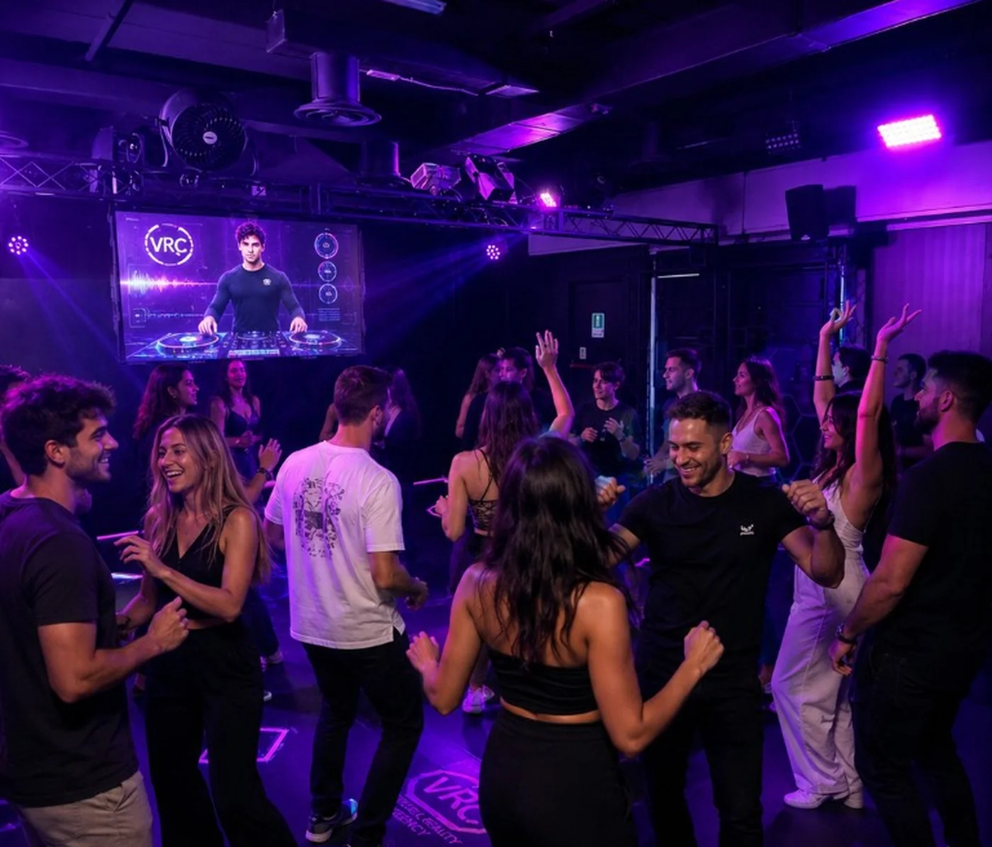 Gruppo di amici balla nella Mini Disco VRC privata